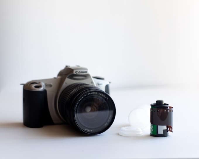 A vintage 35mm film camera being sold — demo listing